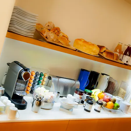 La Perouse Hotel