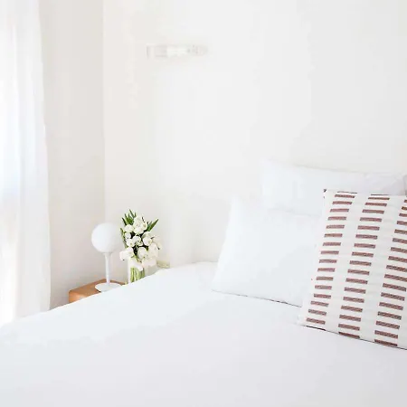 La Perouse Hotel